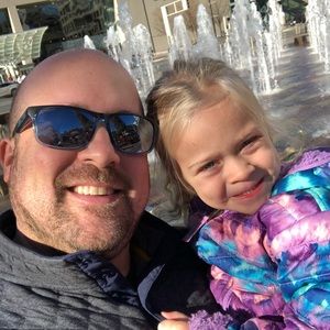 Meet your Posher, Zach